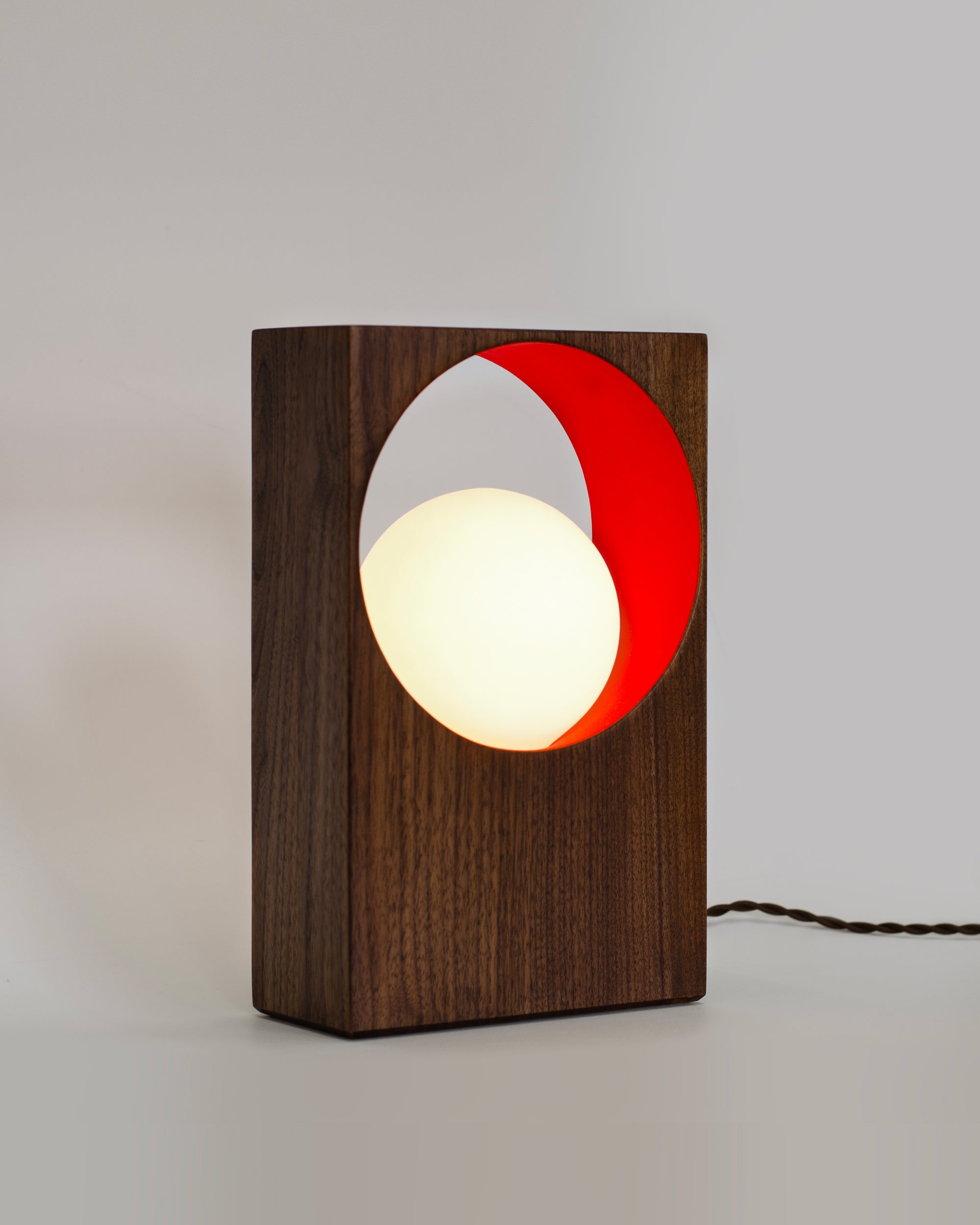 Gemma Round | Red Accent