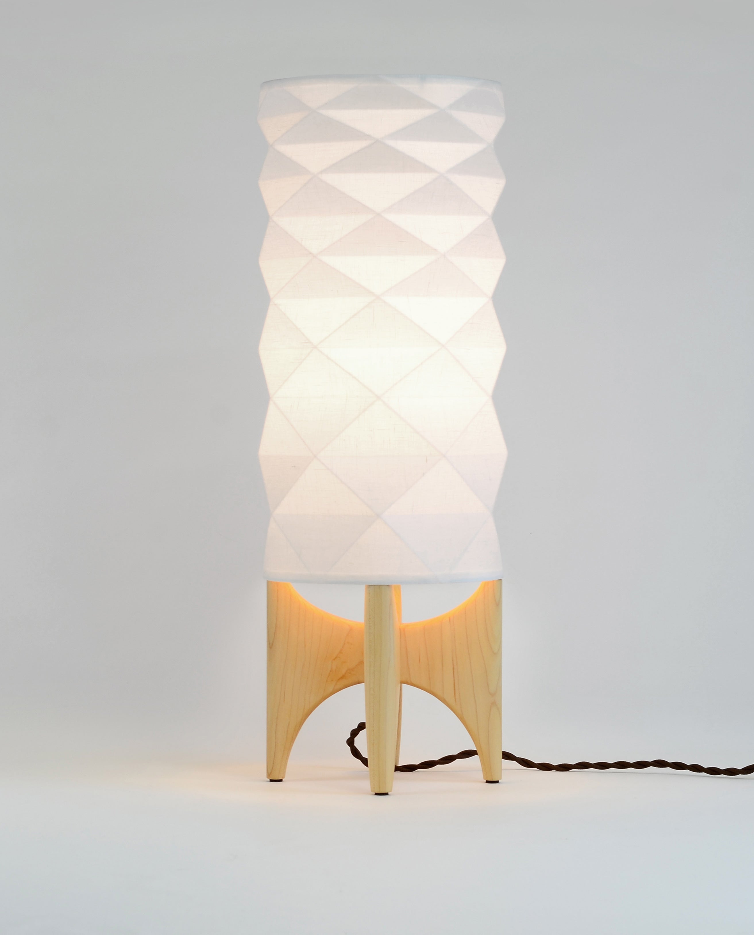 Tall TōRō Table Lamp