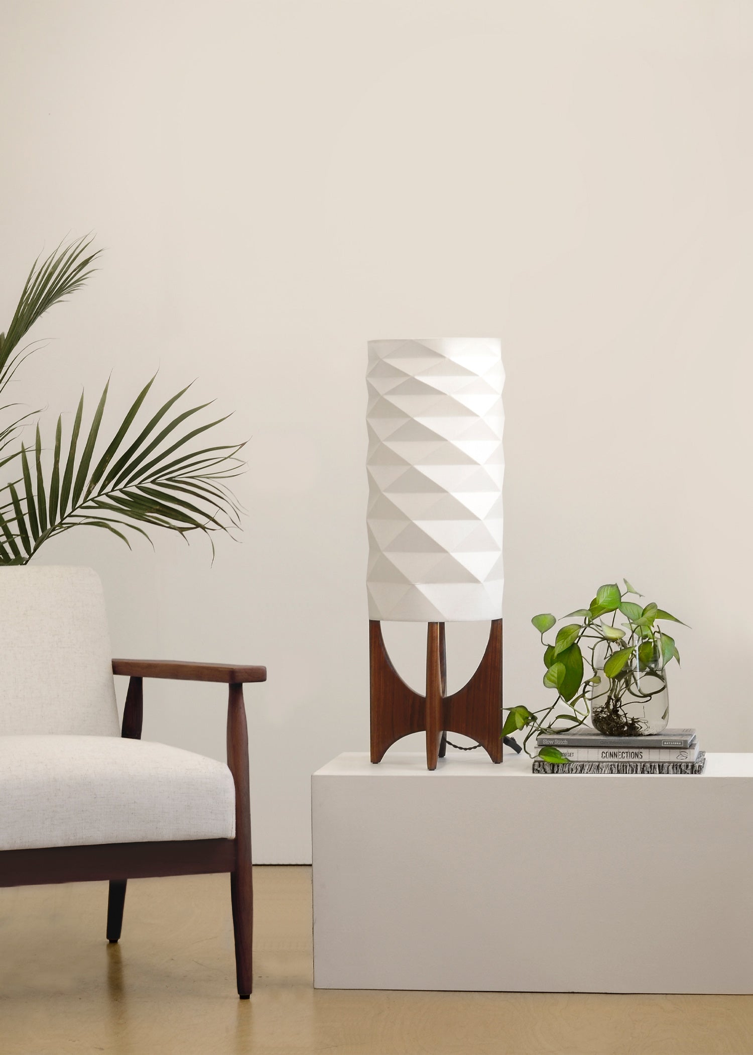 Grand Toro Table Lamp