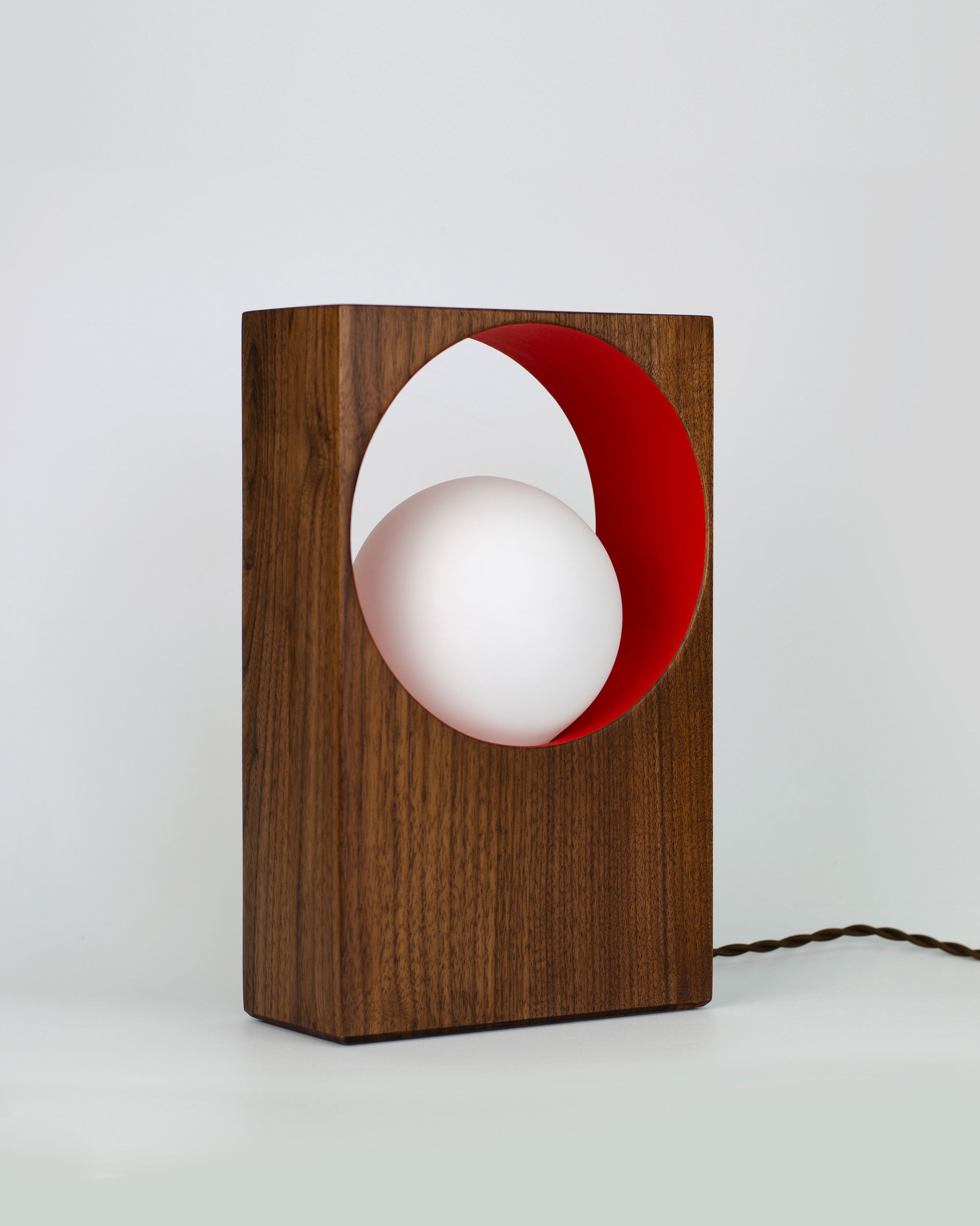 Gemma Round | Red Accent